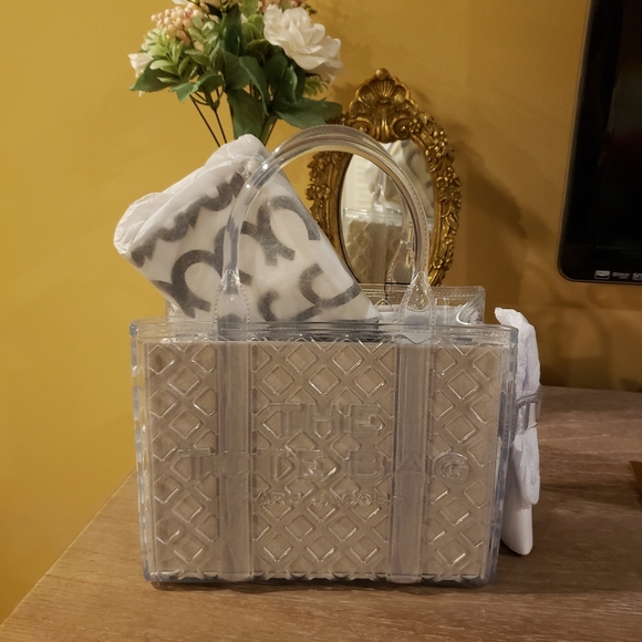 NWT! Marc Jacobs Authentic THE JELLY TOTE - Clear Transparent Tote / Crossbody - Picture 10 of 15